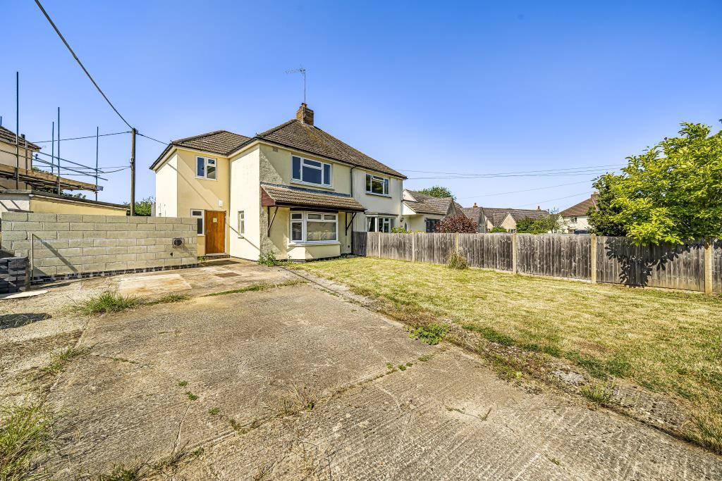 3 bed semi-detached house for sale in Fringford, Bicester OX27, £450,000