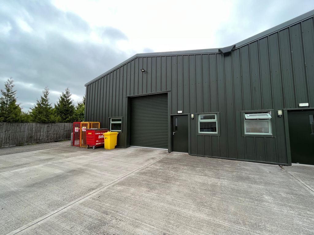 Industrial to let in Unit 1A Little Acre Farm, Stock Lane, Aldbourne, Marlborough SN8, £15,000 pa