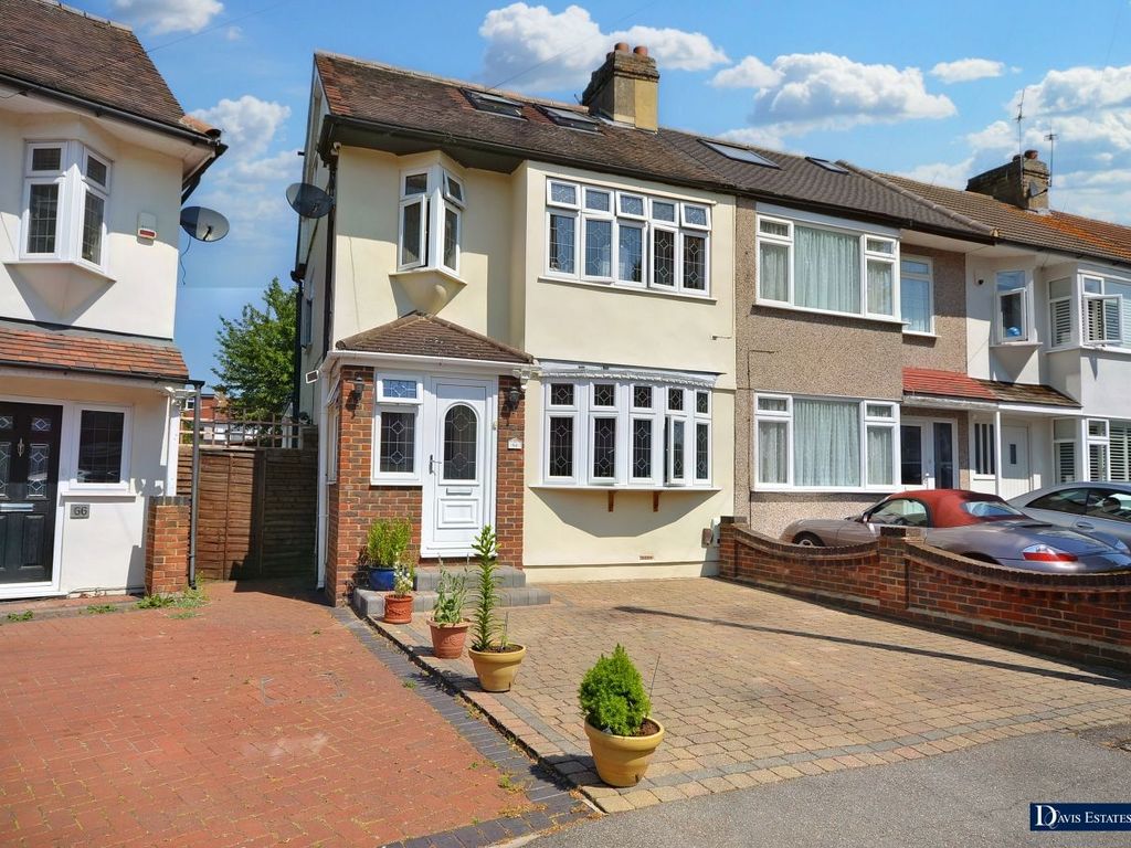 4 bed semi-detached house for sale in Primrose Glen, Ardleigh Green, Hornchurch RM11, £595,000