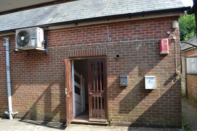 Office to let in Lymington Bottom Road, Medstead, Nr Alton GU34, Non quoting