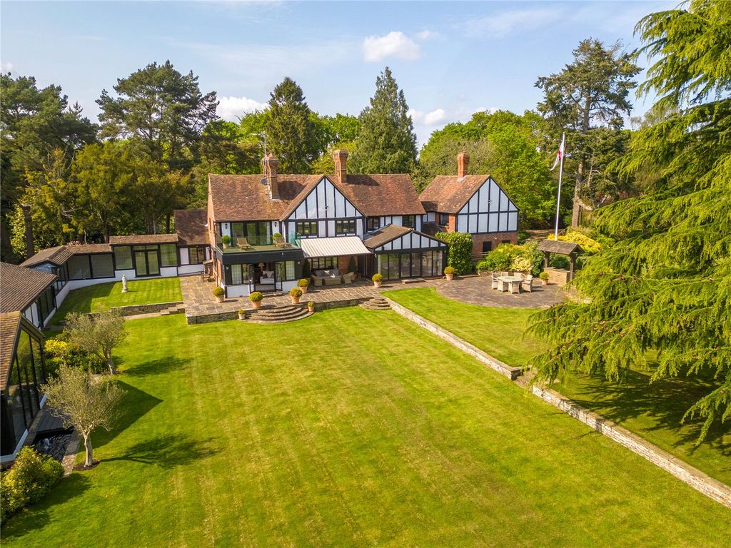 9 bed detached house for sale in Oxted, Surrey RH8, Surrey,, £3,995,000