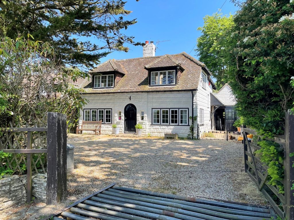 4 bed cottage for sale in Furzey Lane, Beaulieu, Brockenhurst SO42, £900,000