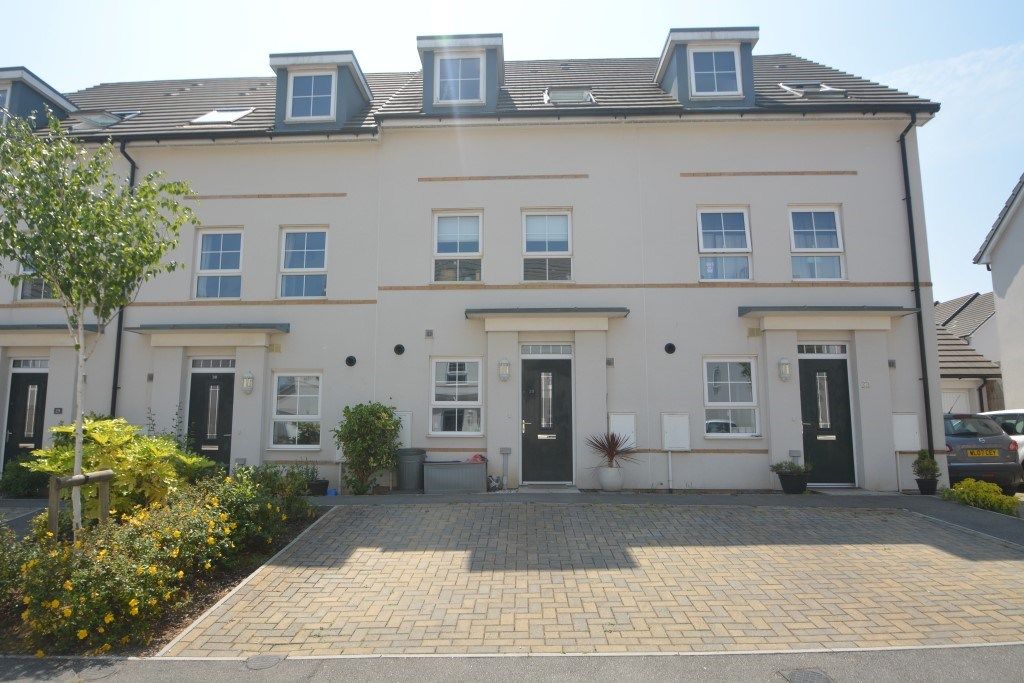 3 bed town house for sale in Bishops Way, Falmouth TR11, £350,000