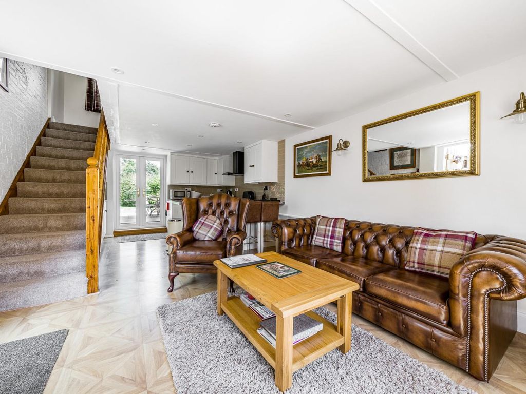 4 bed cottage for sale in Main Road, Belchford, Horncastle LN9, £425,000