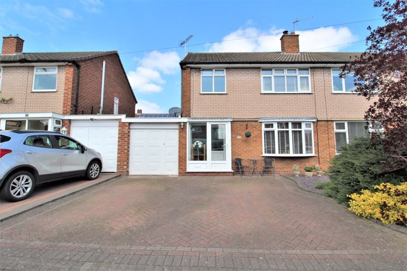 3 bed semi-detached house for sale in Stratford Drive, Aldridge WS9, £214,500