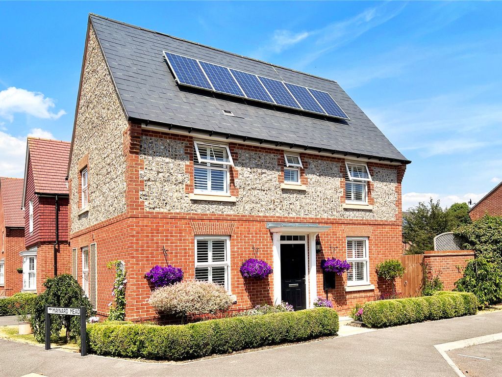 3 bed detached house for sale in Lagden Gardens, Angmering, West Sussex BN16, £485,000