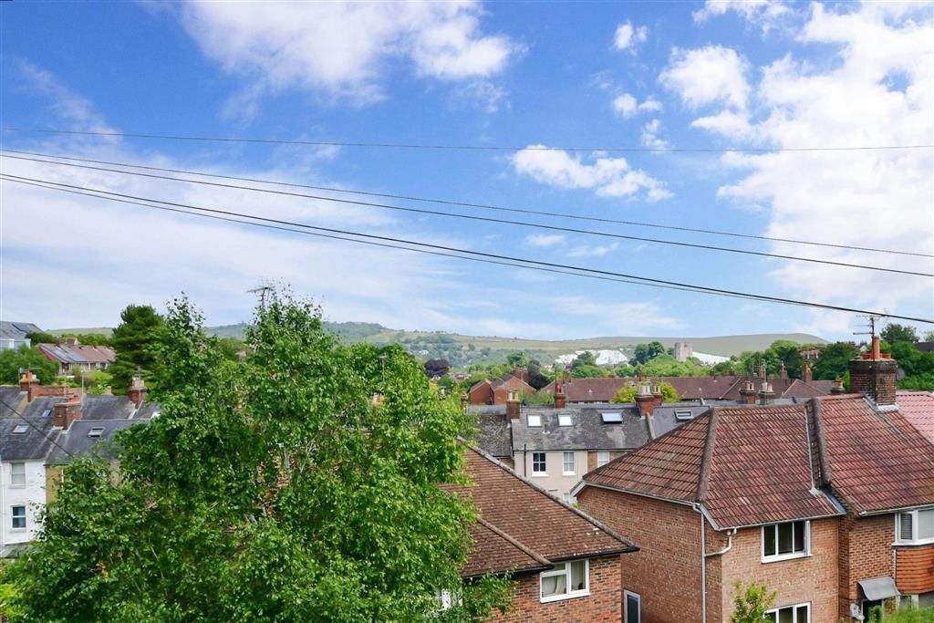 3 bed detached house for sale in Valence Road, Lewes, East Sussex BN7, £600,000