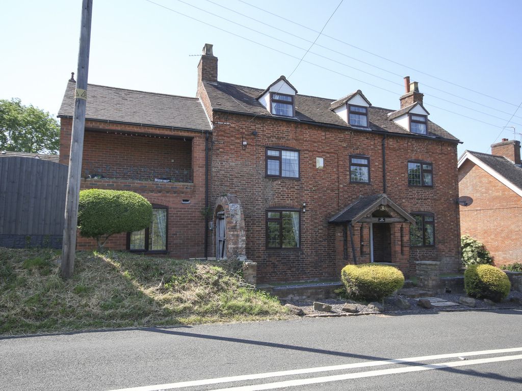 4 bed detached house for sale in Burton Road, Staffordshire B79, £550,000