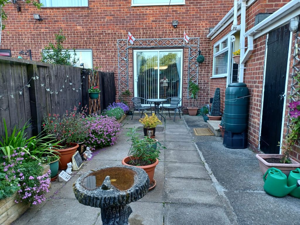 3 bed terraced house for sale in Budle Close, Blyth NE24, £122,000