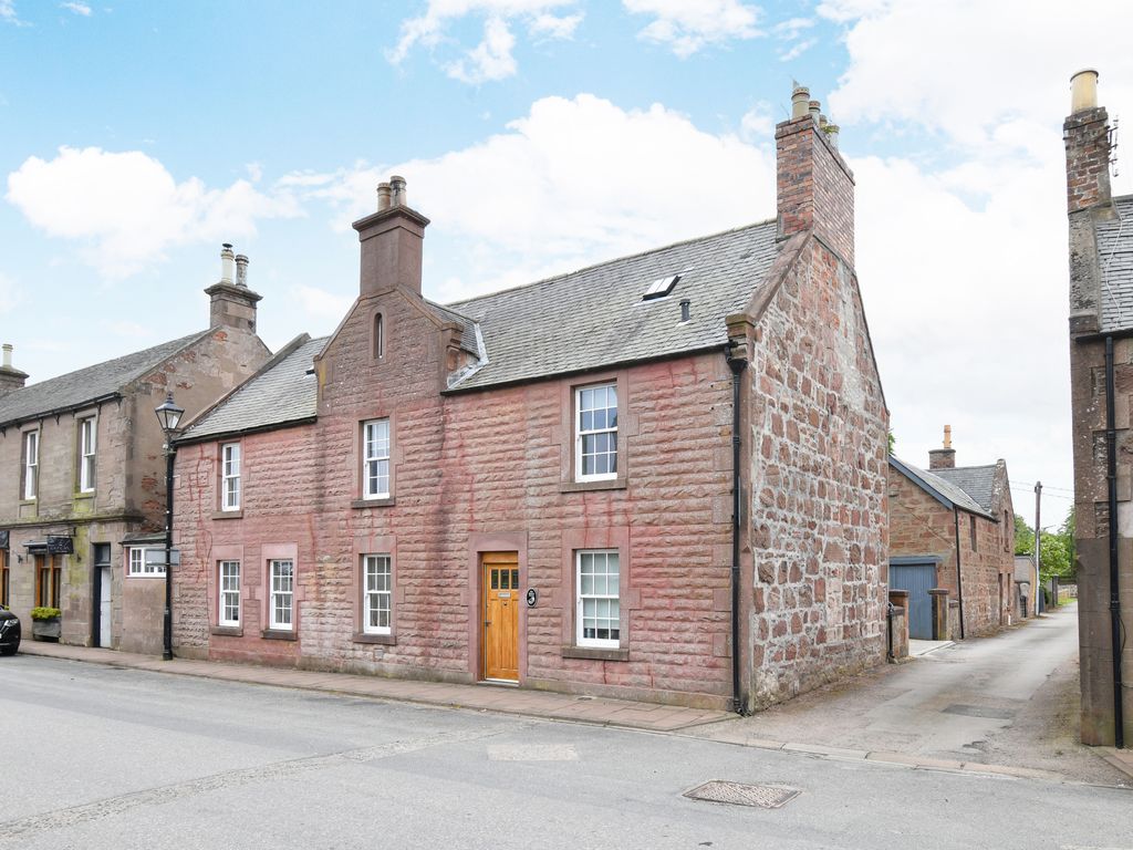 6 bed detached house for sale in Fettercairn, Laurencekirk AB30, £450,000