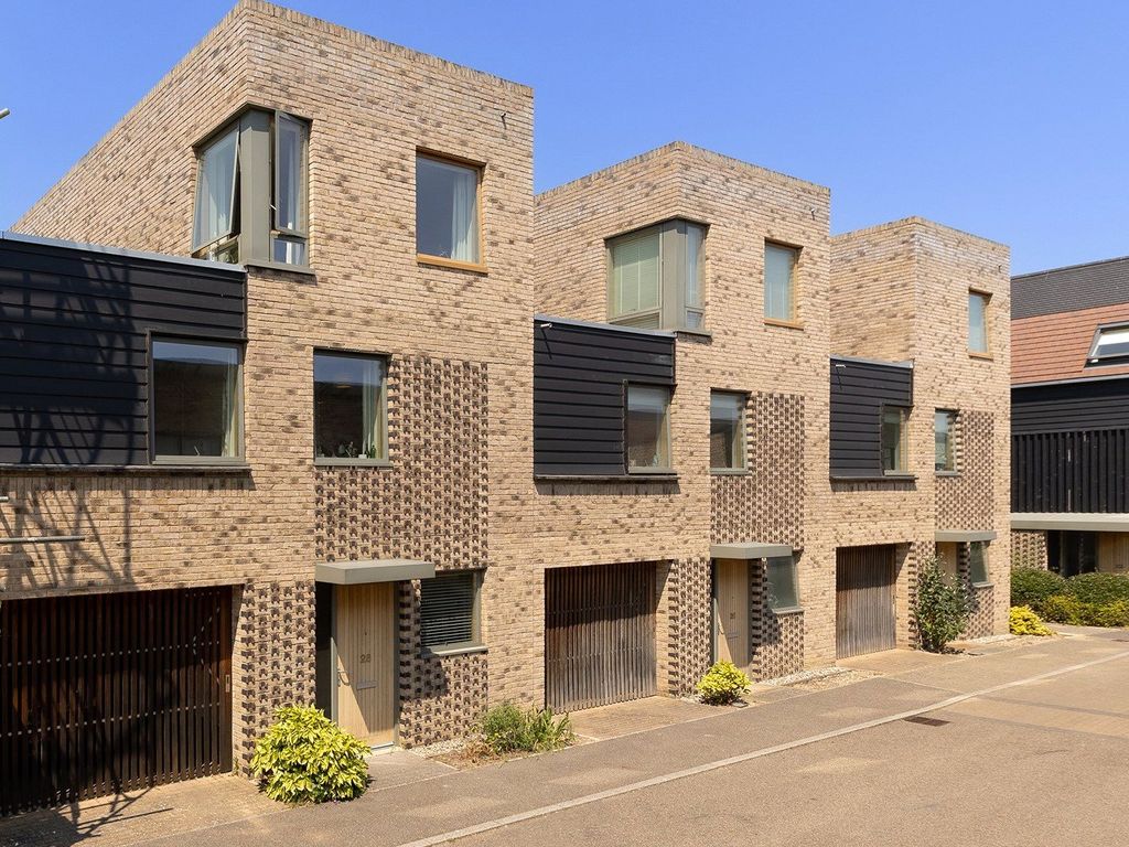 4 bed terraced house for sale in Chaplen Street, Trumpington, Cambridge CB2, £650,000