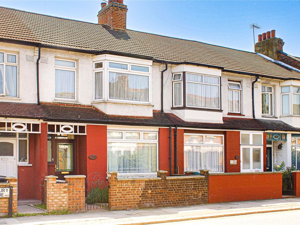 3 bed terraced house for sale in Westbury Avenue, London N22, £580,000