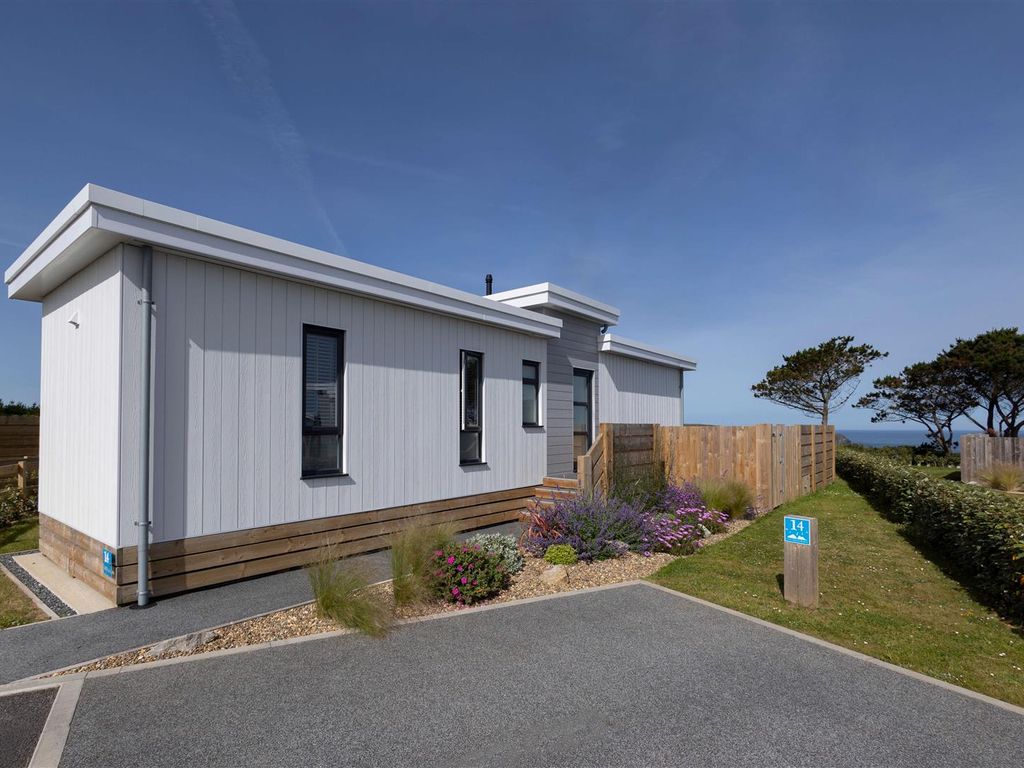 3 bed lodge for sale in Holywell Bay, Newquay TR8, £365,000