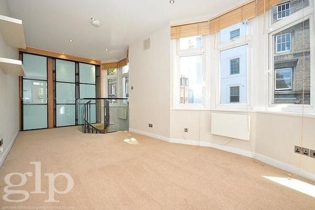 1 bed flat to rent in Wardour Street, London W1D, £1,885 pcm