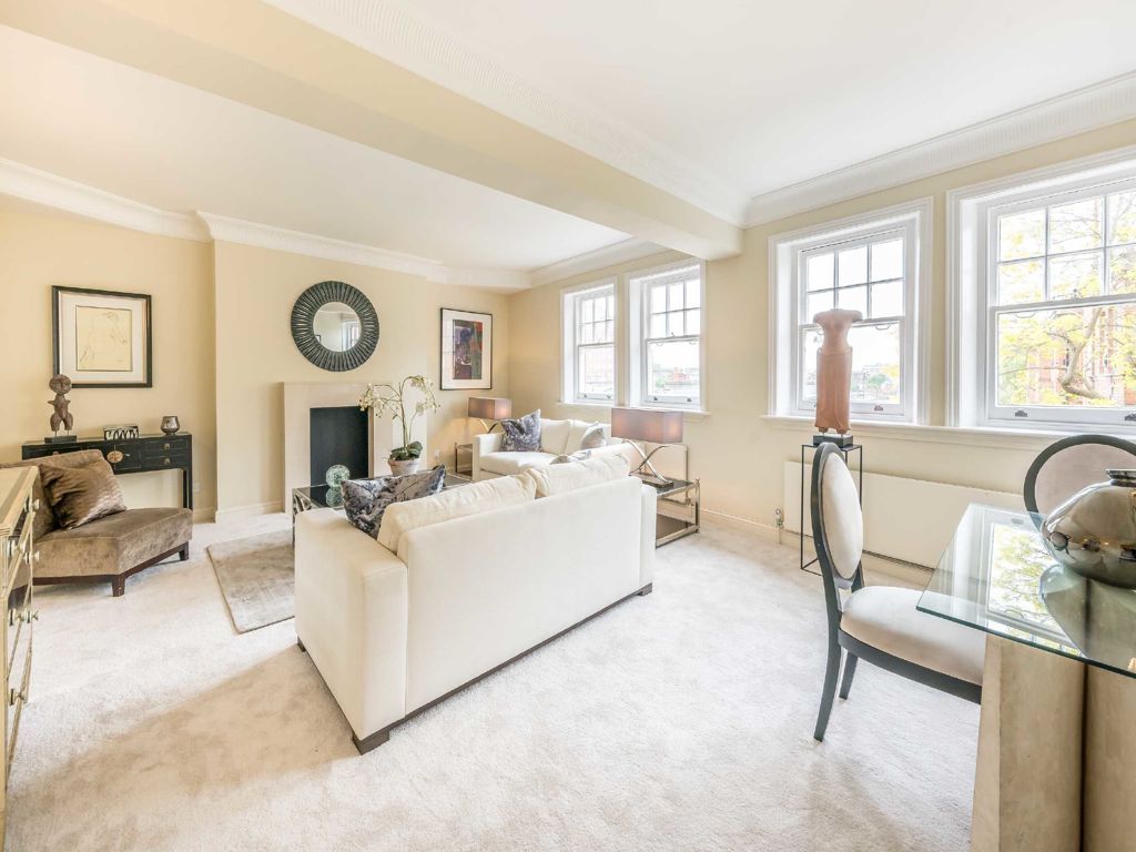 3 bed flat for sale in Draycott Place, London SW3, £2,000,000