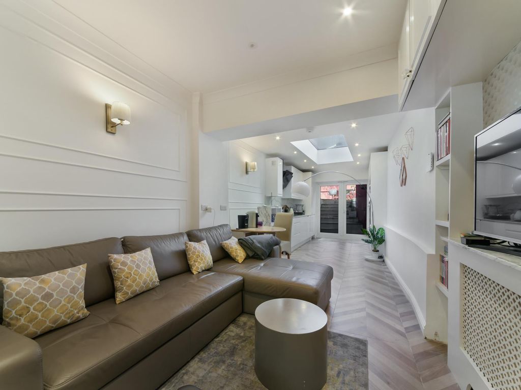 1 bed flat to rent in Hugh Street, Victoria, London SW1V, £2,925 pcm