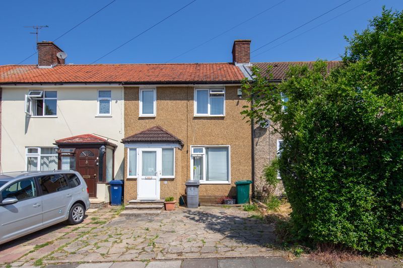 3 bed terraced house for sale in Boston Road, Burnt Oak, Edgware HA8, £460,000