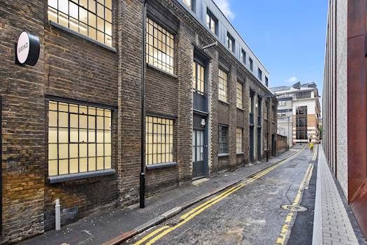 Office to let in New North Studios, 8-10 New North Place, London EC2A, £56,655 pa