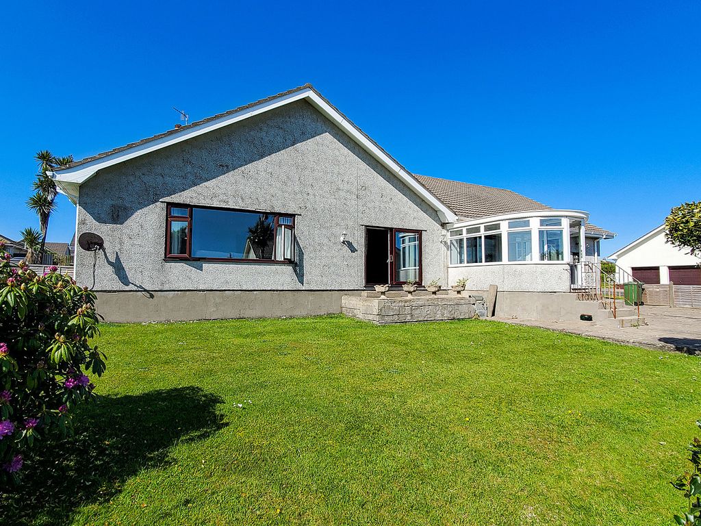 4 bed bungalow for sale in 34 Banks Howe, Onchan IM3, £734,999