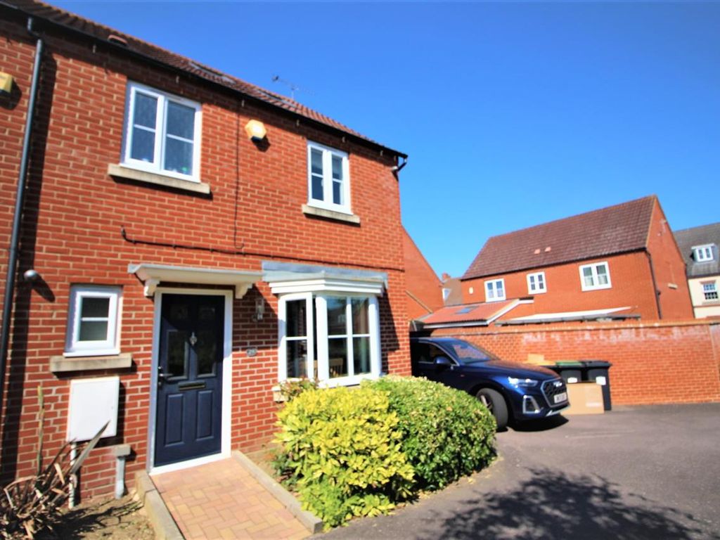 4 bed semi-detached house for sale in Laxton Way, Woodlands Park, Brickhill MK41, £365,000