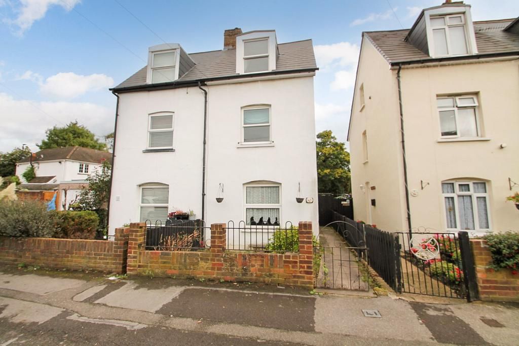 4 bed semi-detached house for sale in Shelson Avenue, Feltham TW13, £365,000