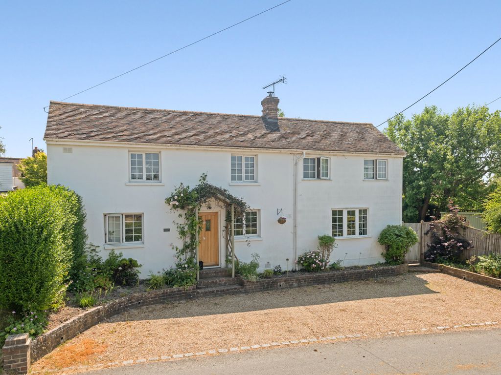 3 bed detached house for sale in Stone Quarry Road, Chelwood Gate RH17, £735,000