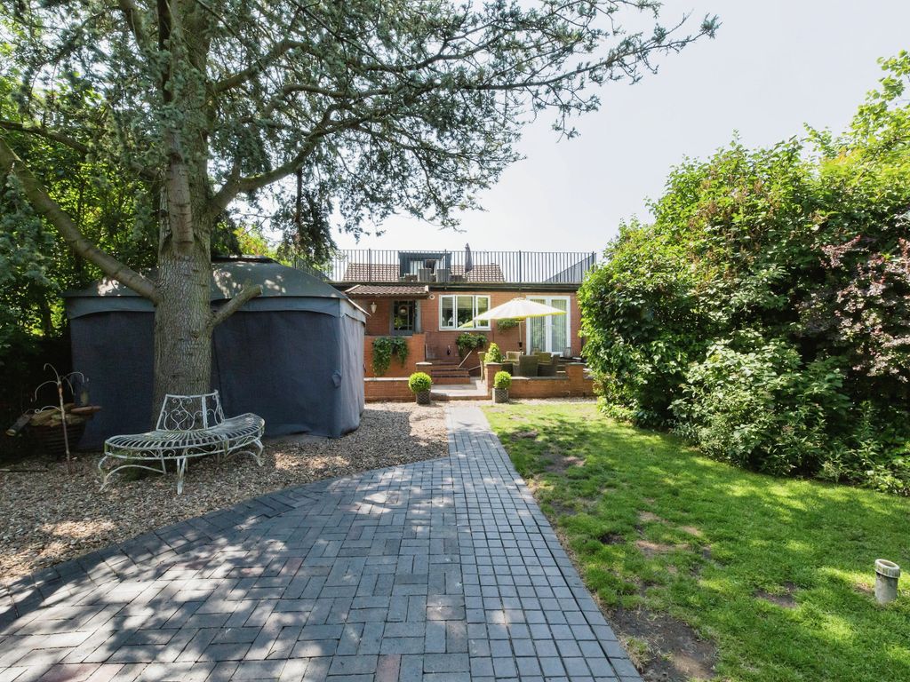 4 bed bungalow for sale in Sedgeford, Whitchurch SY13, £415,000