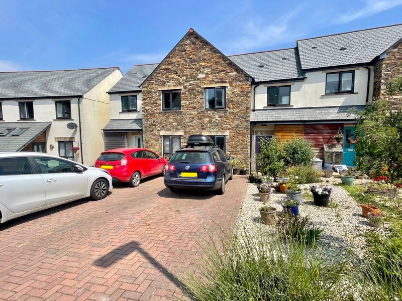 3 bed terraced house for sale in Gilbury Hill, Lostwithiel PL22, £330,000