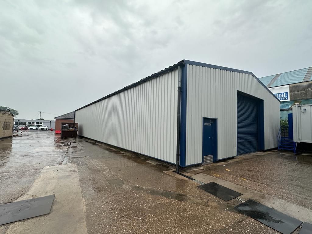 Warehouse to let in Unit 3, 360 Business Park, Askern Road, Carcroft, Doncaster, South Yorkshire DN6, £25,000 pa