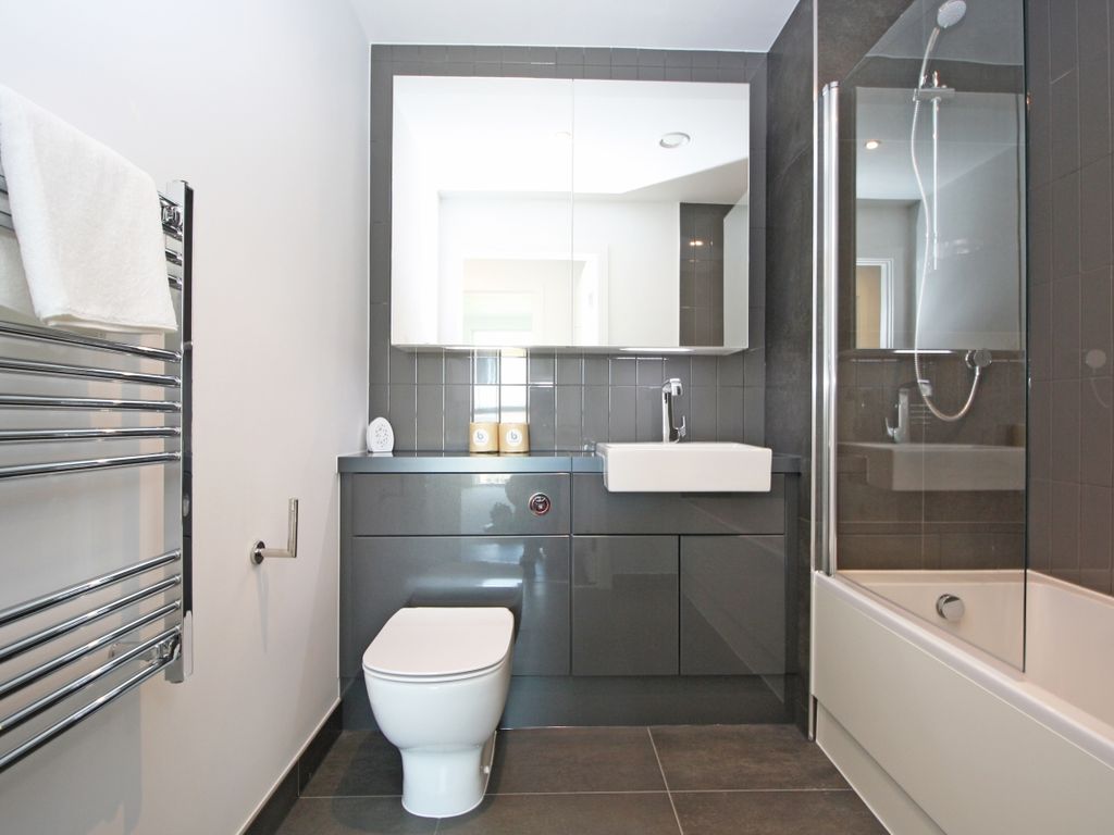 New home, 1 bed flat for sale in Meranti Apartments, Deptford Landings, Deptford SE8, £400,000