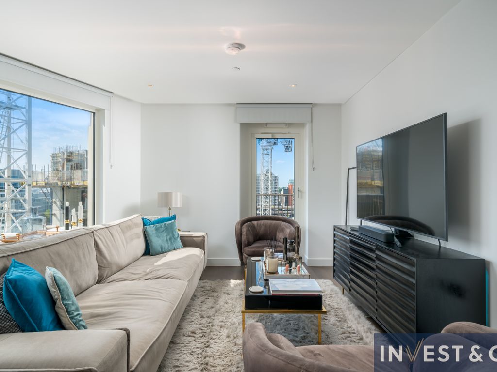 New home, 1 bed flat for sale in Fountain Park Way, London W12, £799,950