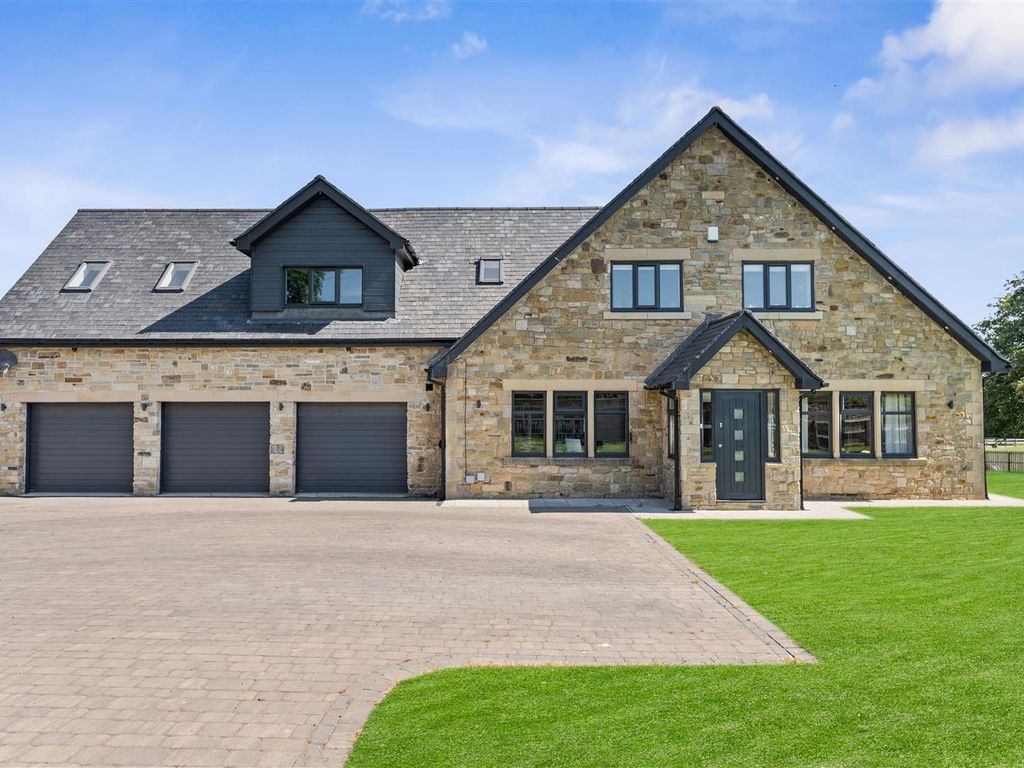 5 bed detached house for sale in Stamfordham Road, Eachwick, Newcastle Upon Tyne, Northumberland NE18, £1,450,000