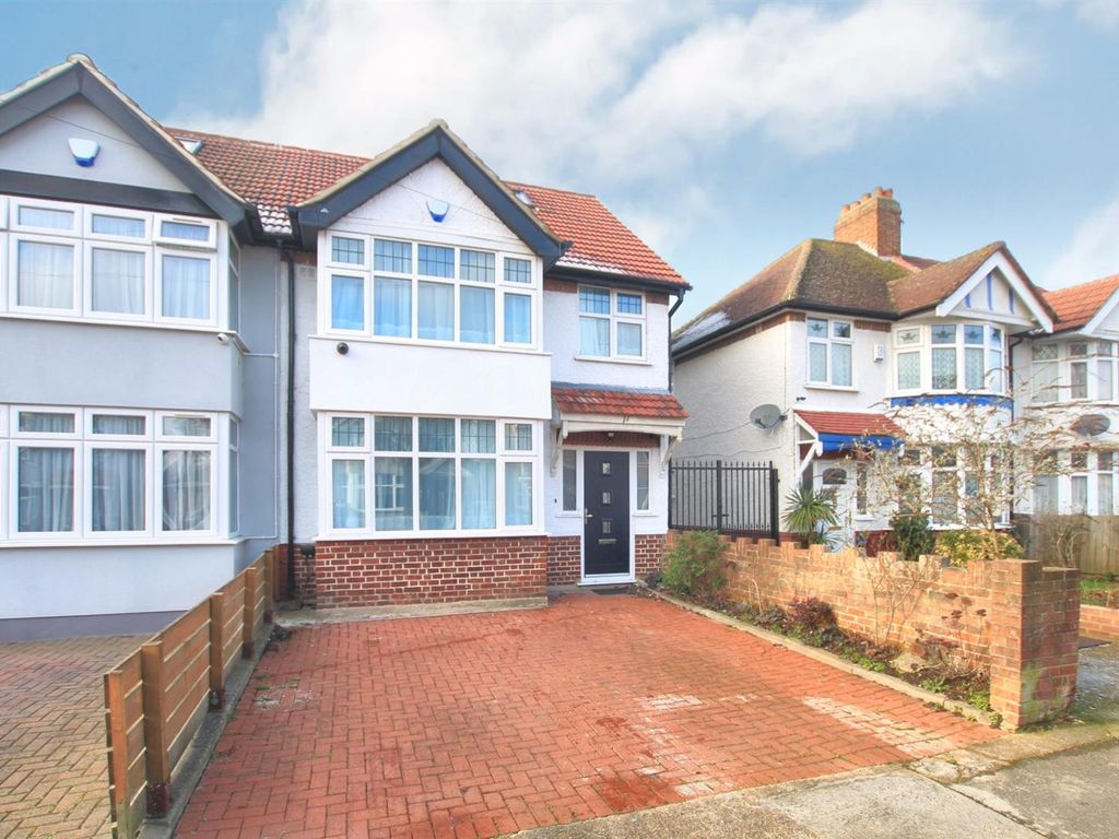 4 bed semi-detached house for sale in Adelaide Road, Heston TW5, £679,950