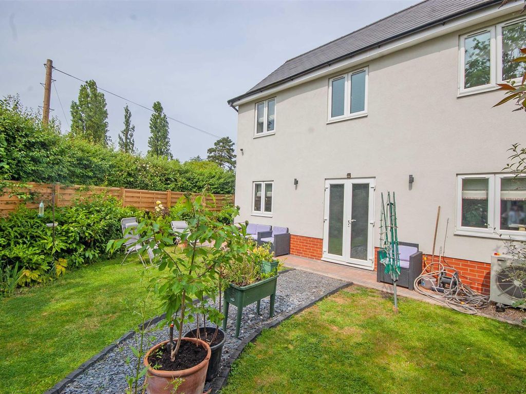 3 bed detached house for sale in Pleshey Road, Ford End, Chelmsford CM3, £530,000