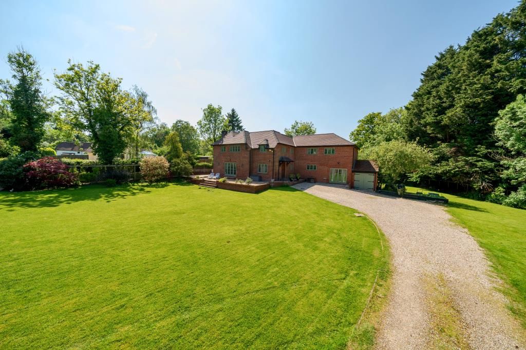 5 bed detached house for sale in Fair Oak, Thatcham RG19, £1,300,000