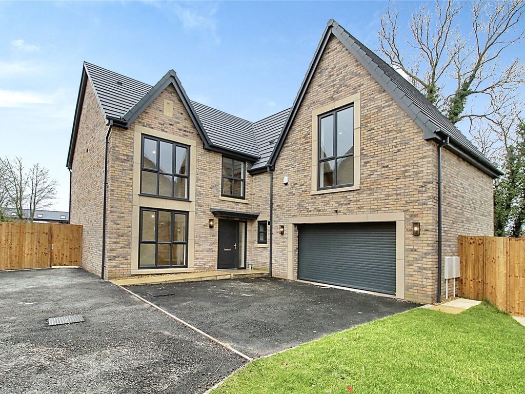 New home, 5 bed detached house for sale in Moor Farm Close, School Lane, Haskayne, Lancashire L39, £650,000