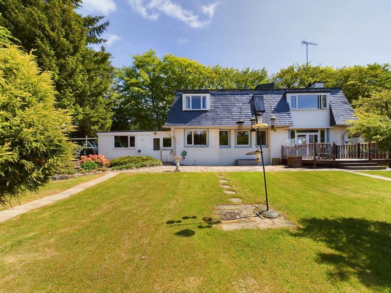 5 bed detached house for sale in Lumphanan, Nr Banchory, Aberdeenshire AB31, £425,000
