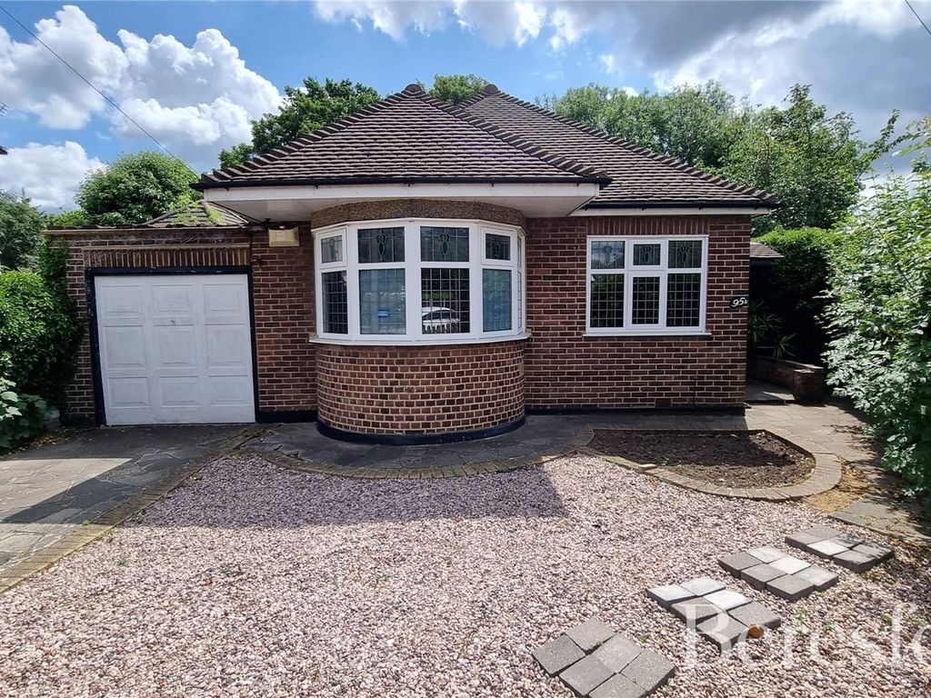 3 bed bungalow for sale in Crossways, Gidea Park RM2, £675,000