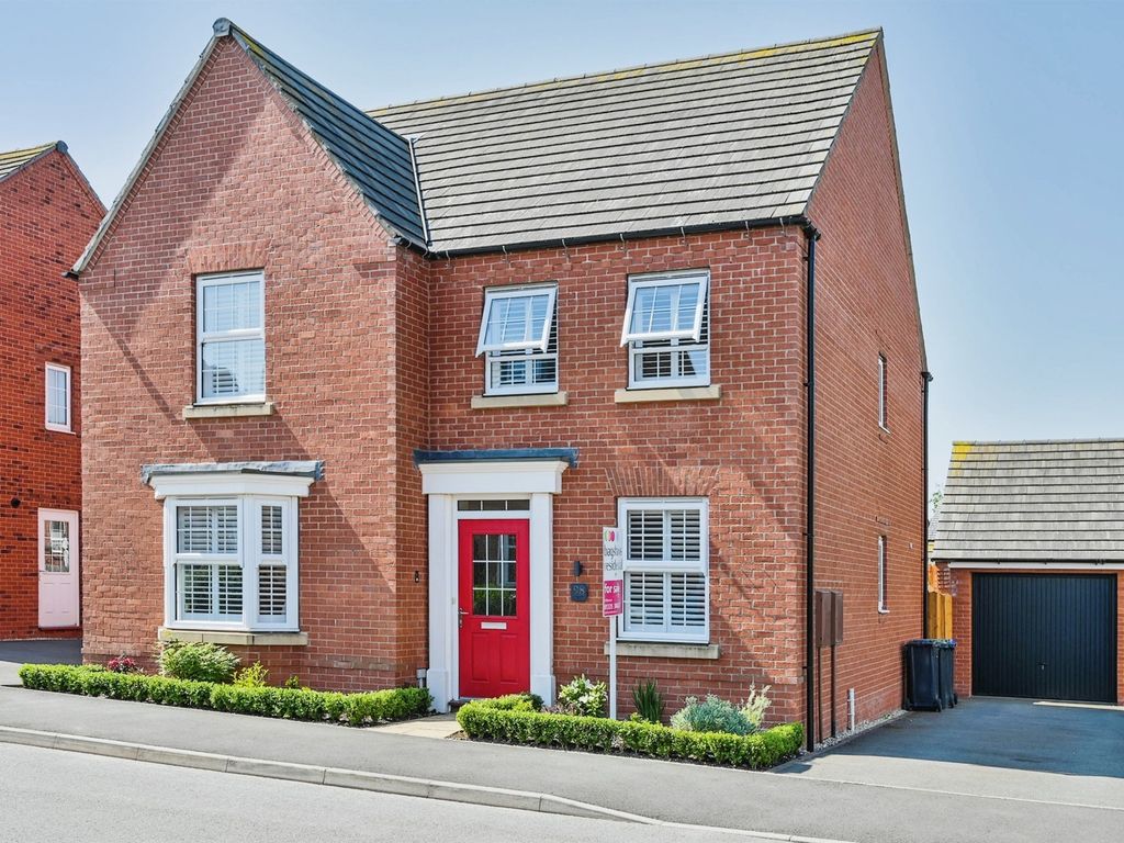 4 bed detached house for sale in Harlow Way, Ashbourne DE6, £449,950