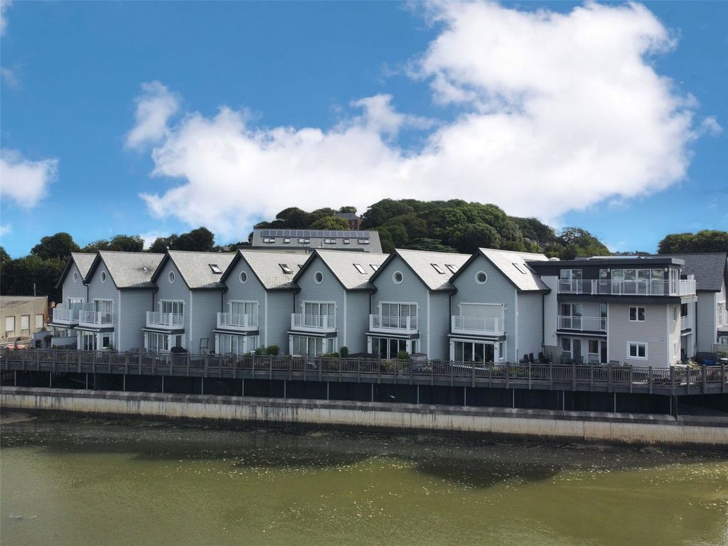 4 bed terraced house for sale in Bradfords Quay, Wadebridge PL27, £750,000