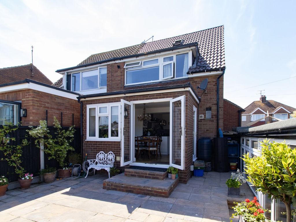 3 bed semi-detached house for sale in Nash Court Road, Margate CT9, £375,000