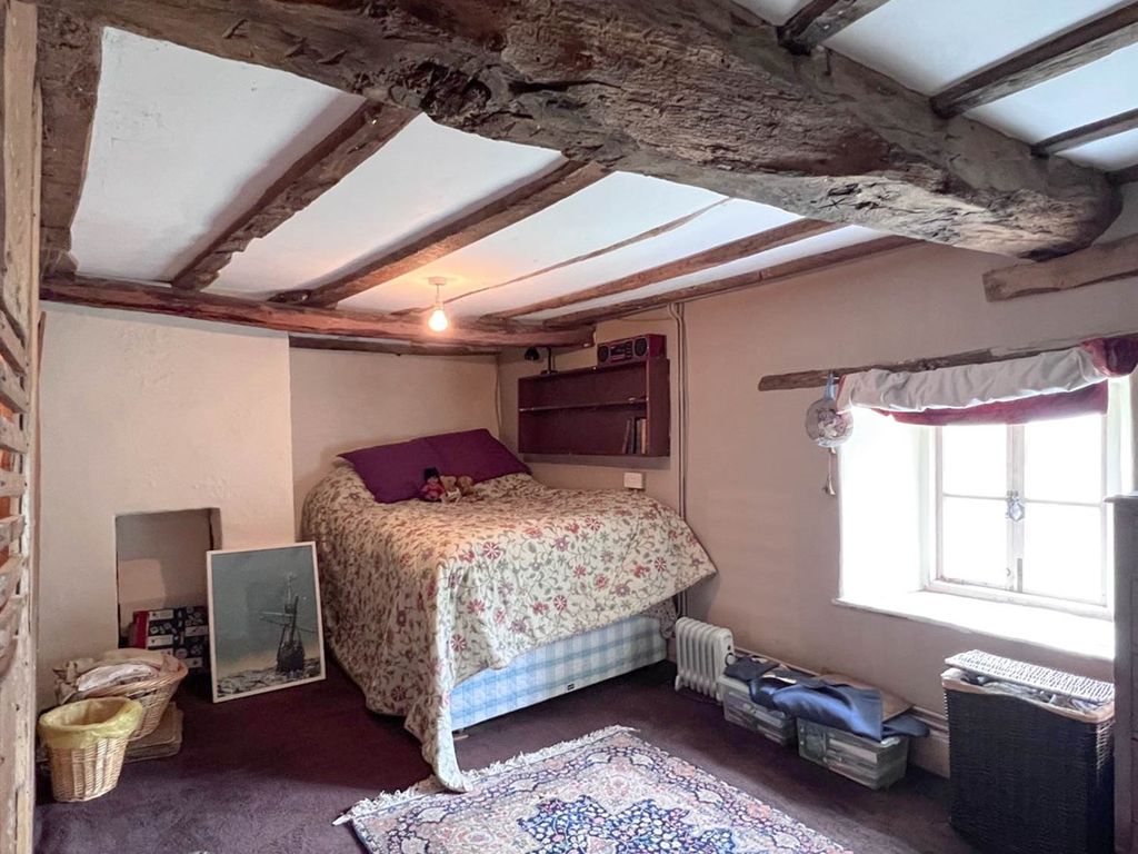 3 bed detached house for sale in Hundred House, Llandrindod Wells LD1, £375,000