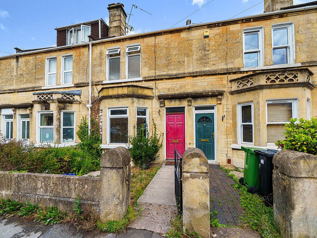 2 bed terraced house for sale in Lyndhurst Road, Bath, Somerset BA2, £375,000