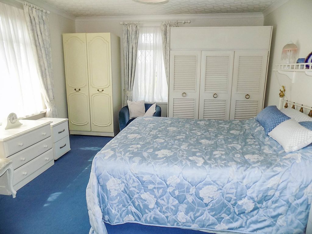 2 bed detached bungalow for sale in Wind Street, Laleston, Bridgend County. CF32, £390,000