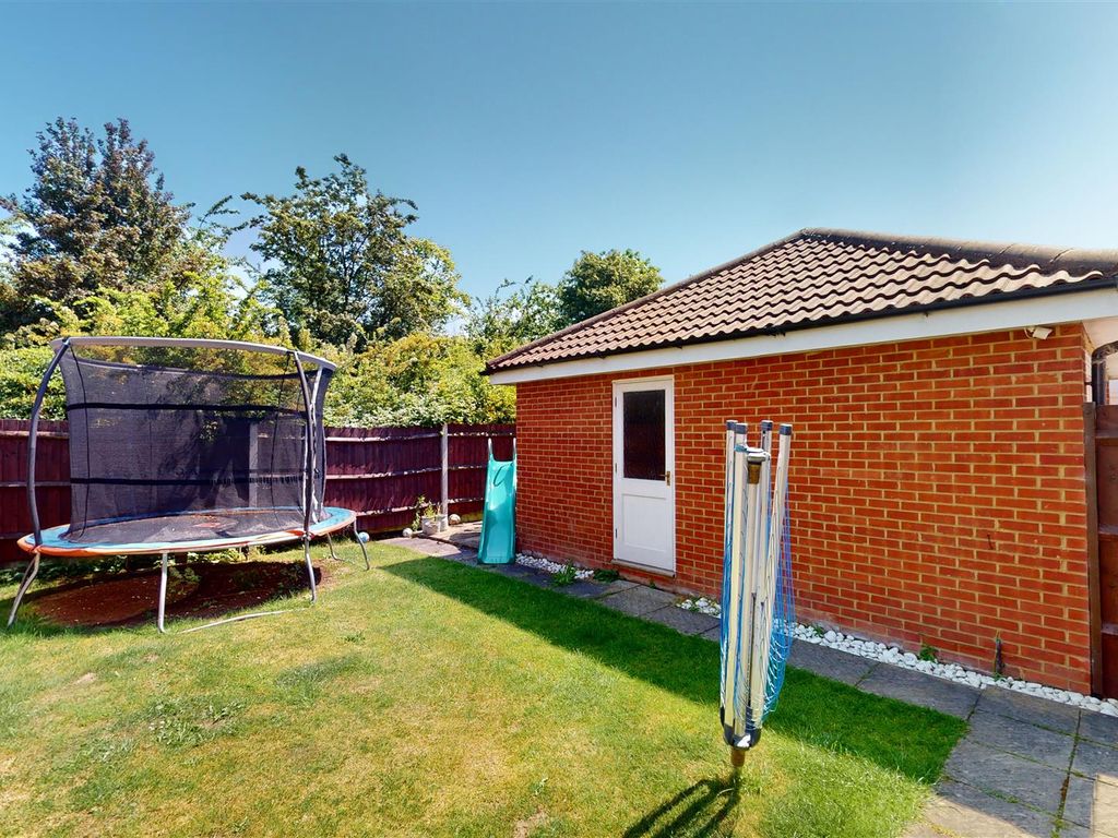 3 bed semi-detached house for sale in Hurley Croft, Monkston, Milton Keynes MK10, £353,000