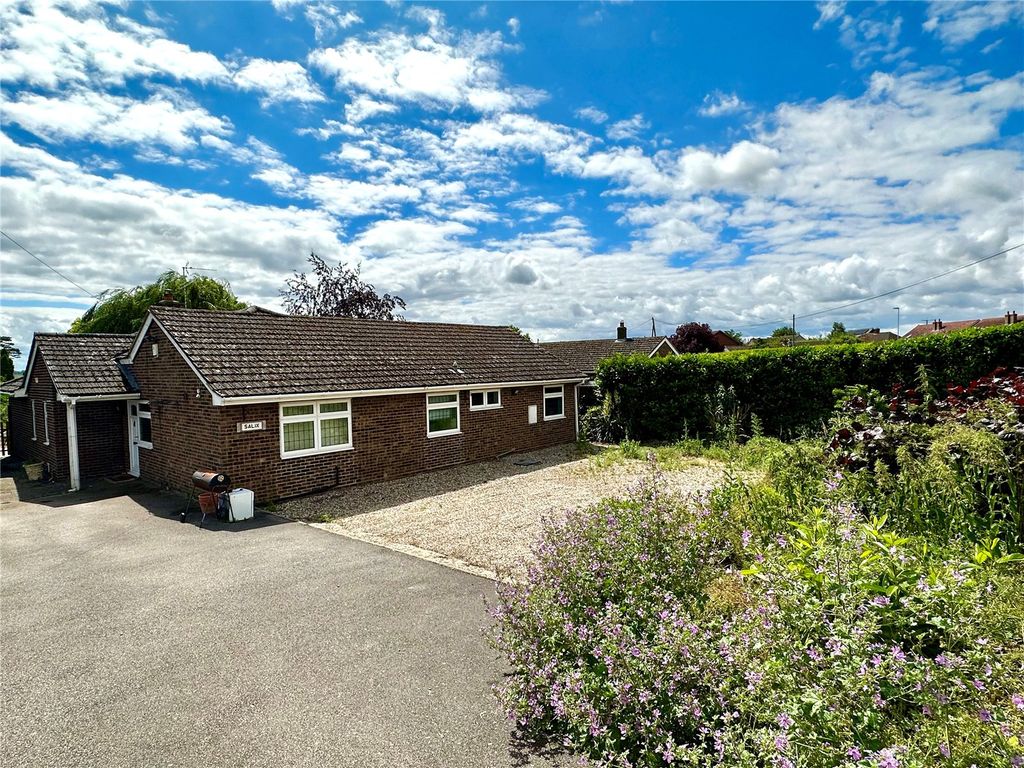 5 bed bungalow for sale in Main Street, Prickwillow, Ely CB7, £425,000