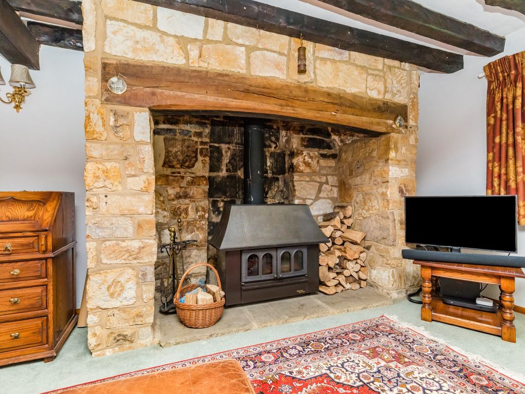 3 bed cottage for sale in Tanyard Lane, Chelwood Gate RH17, £875,000