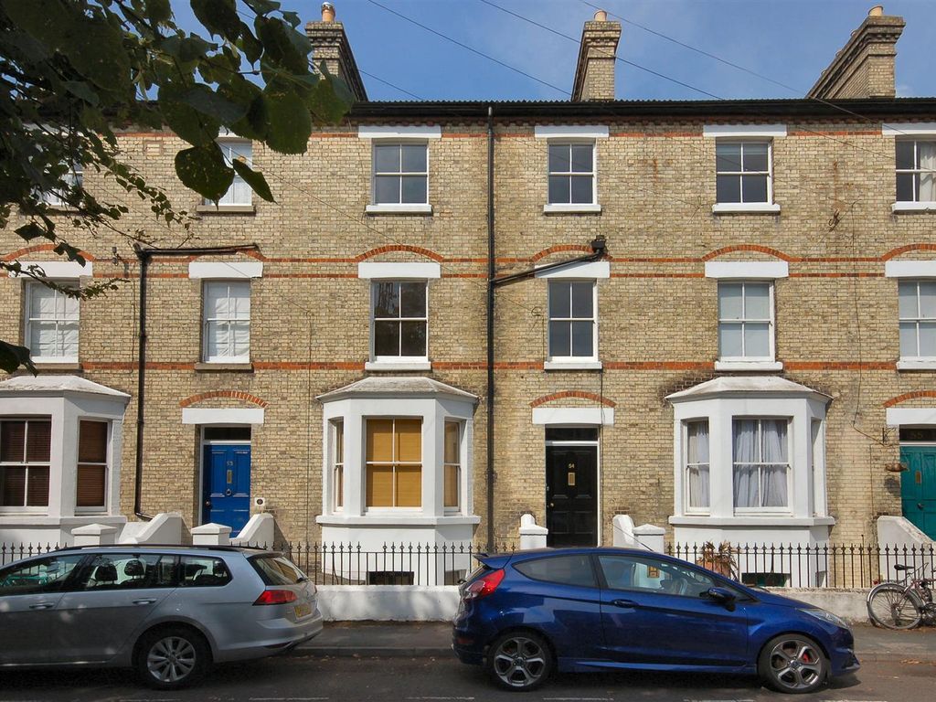 4 bed town house to rent in Warkworth Terrace, Cambridge CB1, £3,200 pcm