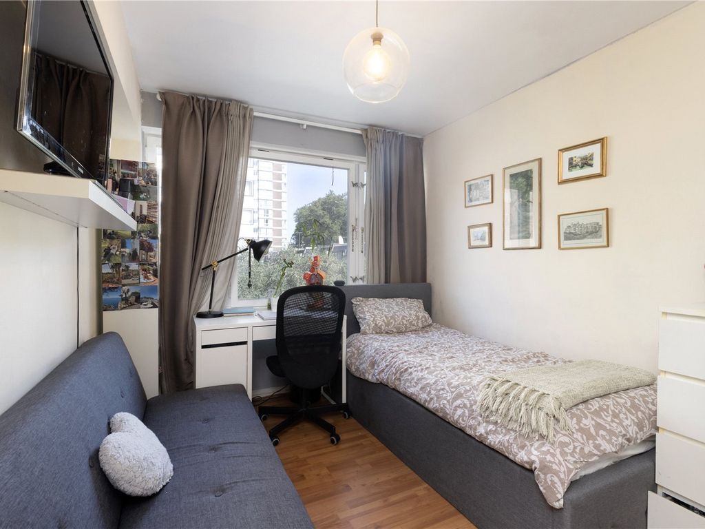 2 bed flat for sale in Devonport, 23 Southwick Street, London W2, £799,000