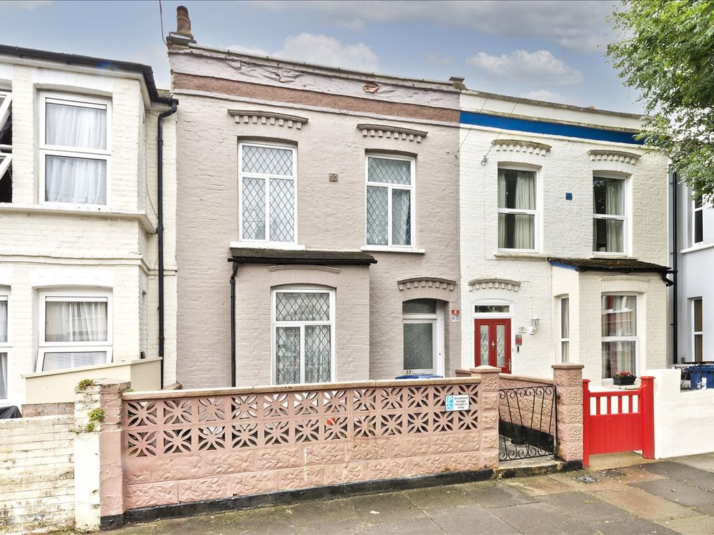 2 bed terraced house for sale in Ramsay Road, London W3, £750,000